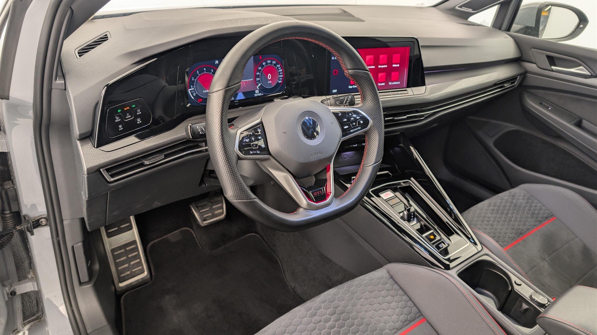 2022 Volkswagen Golf   