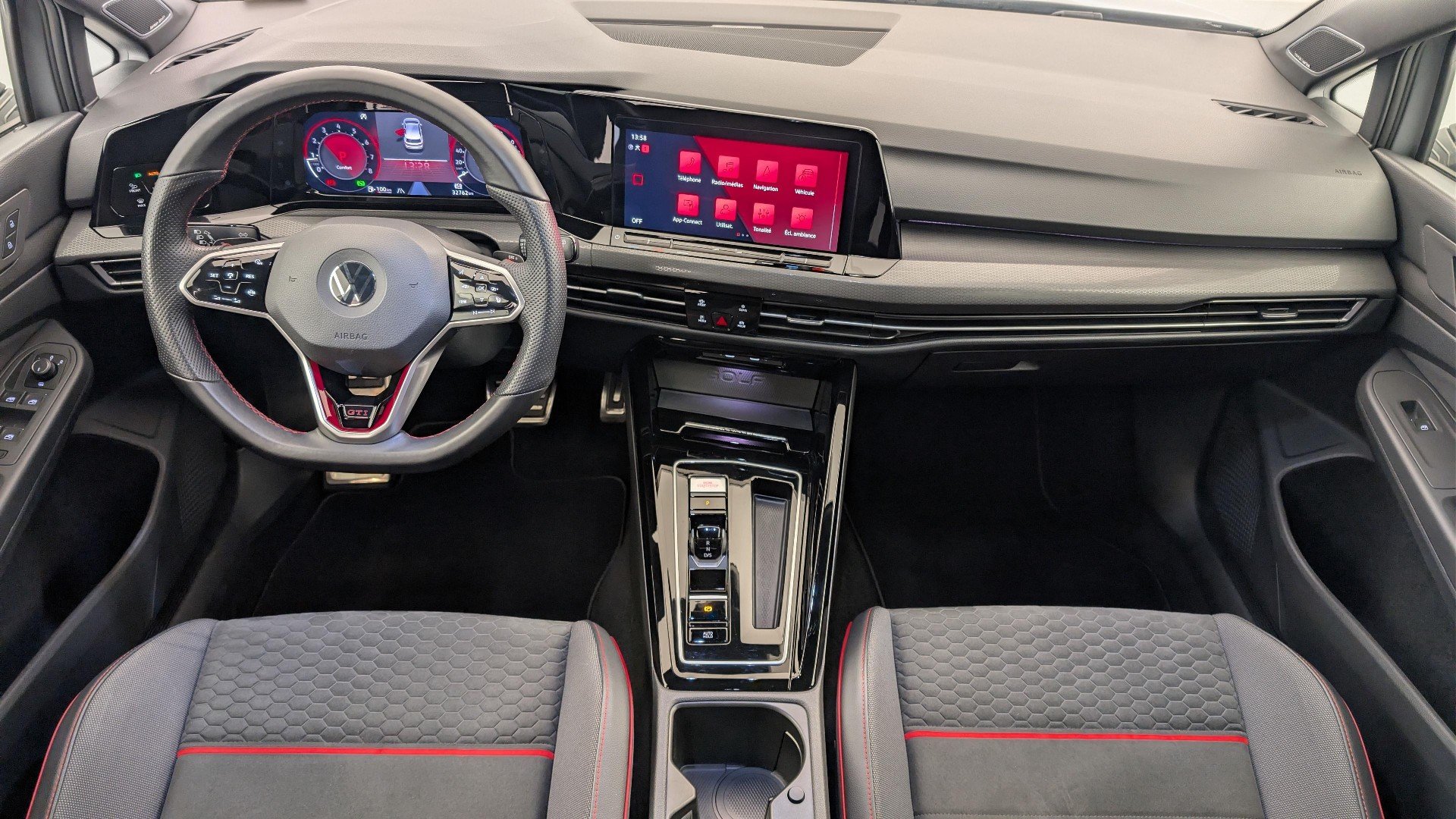 2022 Volkswagen Golf   