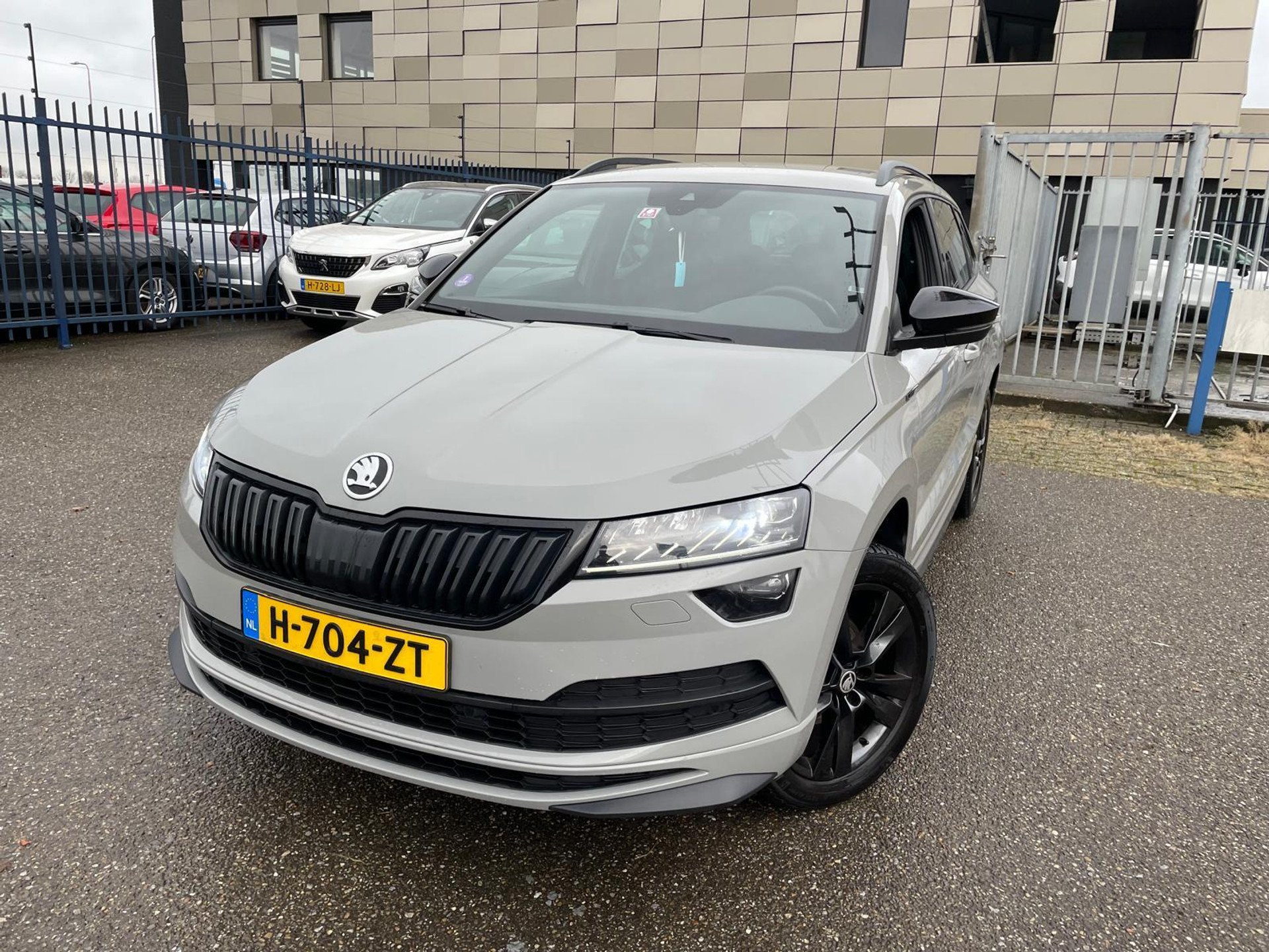 Skoda Karoq 1.5 TSI Sportline Business - Petrol - Automatic - 150 hp - 126.683 km
