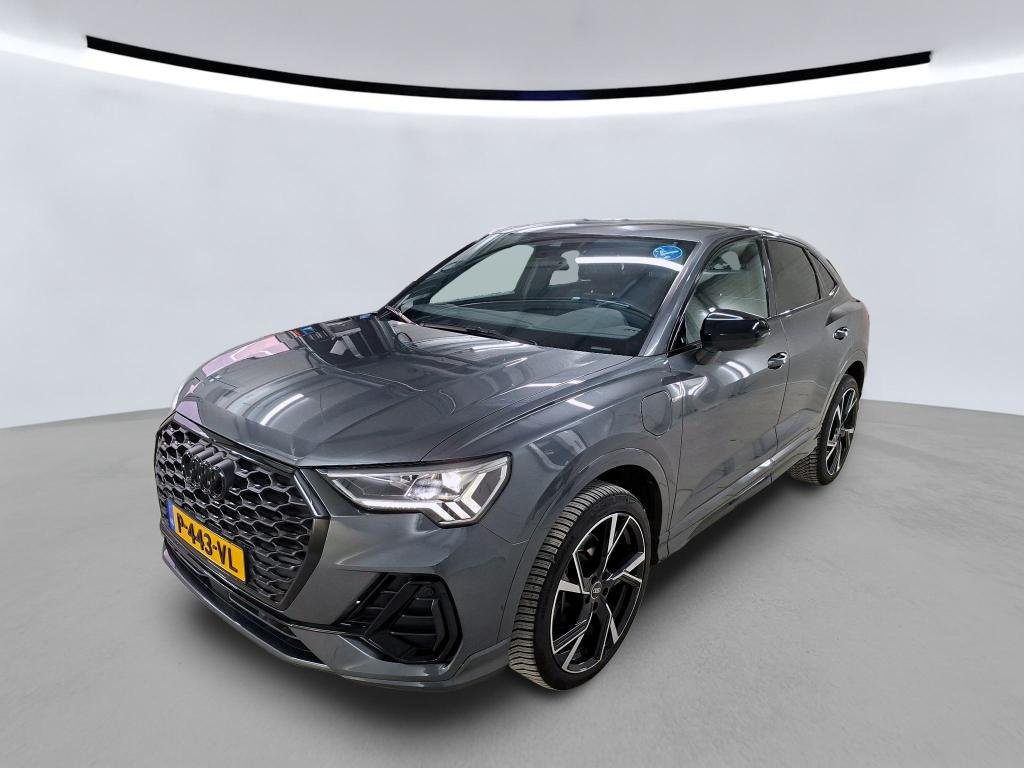 Audi Q3 Sportback 45 TFSIe - Hybrid - Automatic - 150 hp - 107.752 km