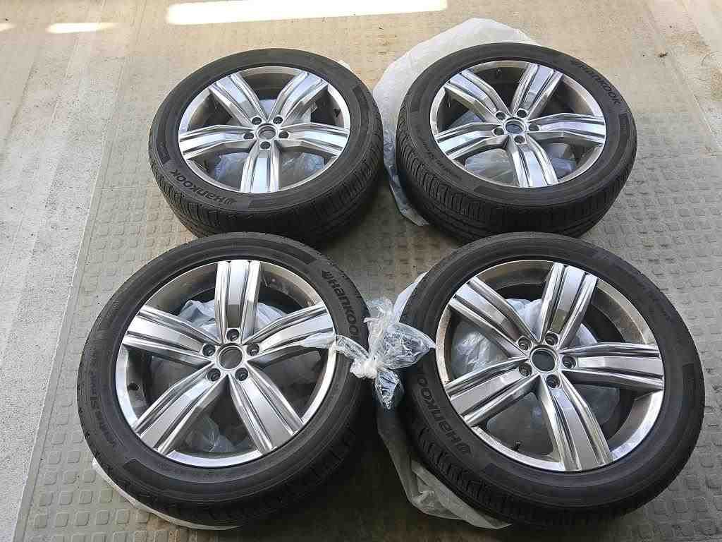 2020 Volkswagen Tiguan   AWD