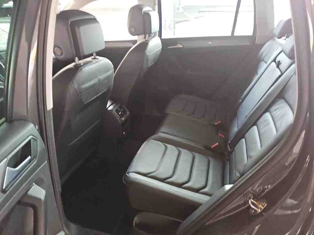 2020 Volkswagen Tiguan   AWD