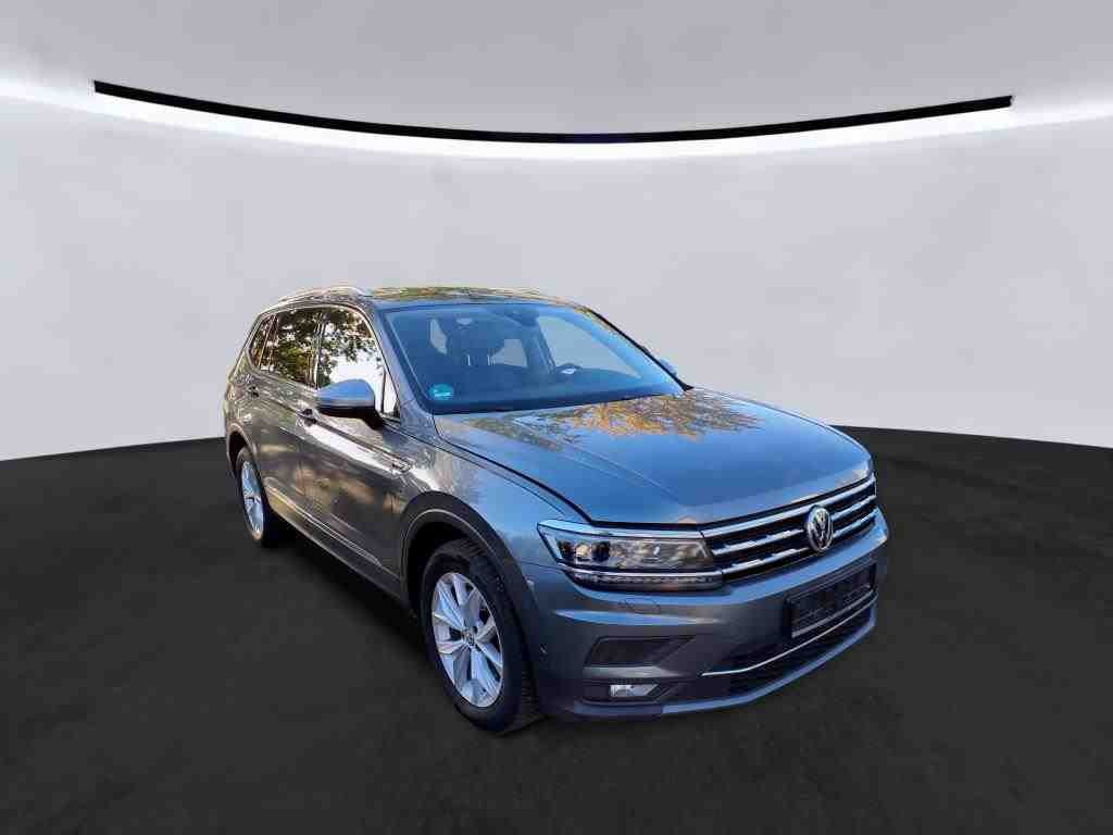 2017 Volkswagen Tiguan   AWD