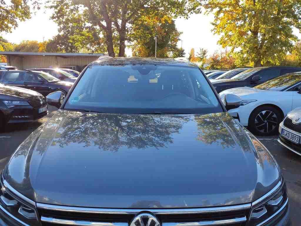 2017 Volkswagen Tiguan   AWD