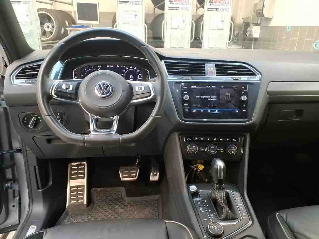 2017 Volkswagen Tiguan   AWD