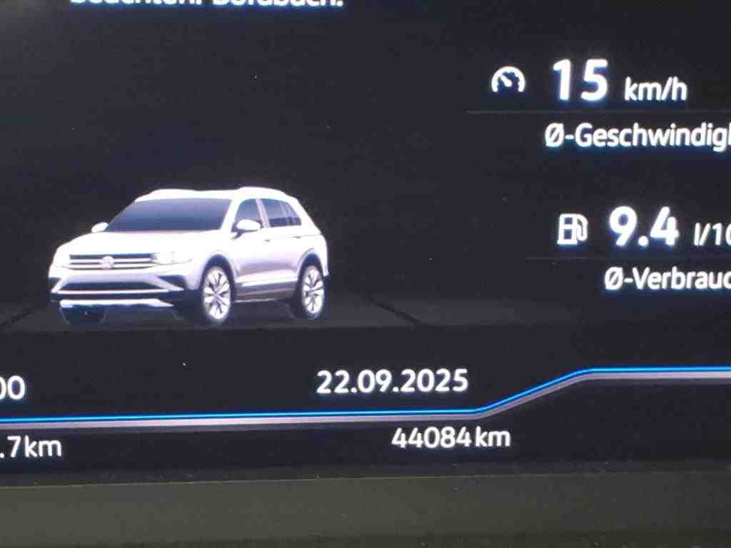 2017 Volkswagen Tiguan   AWD