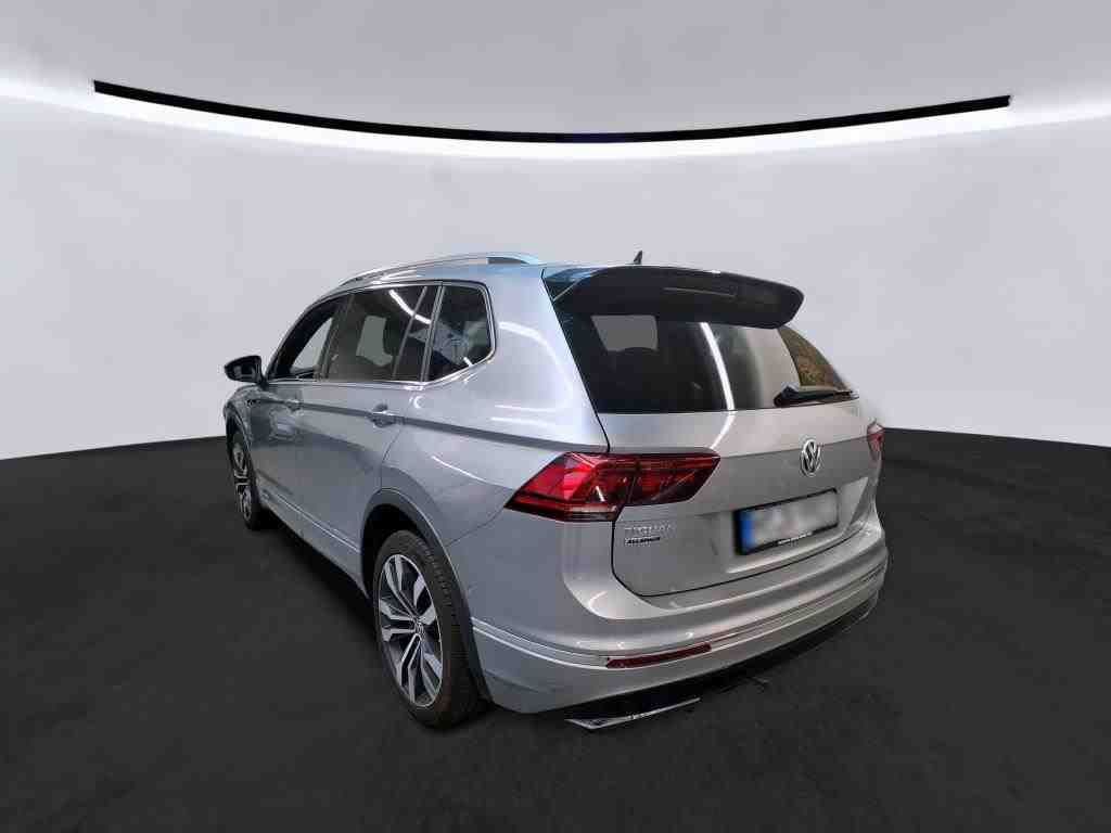 2017 Volkswagen Tiguan   AWD