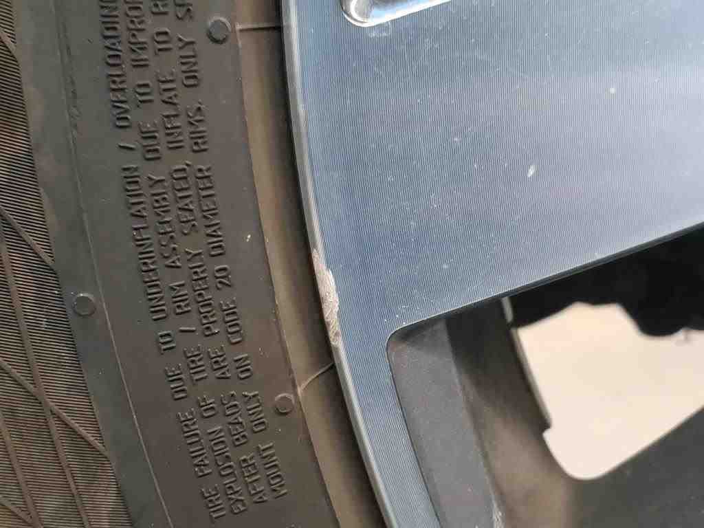 2017 Volkswagen Tiguan   AWD