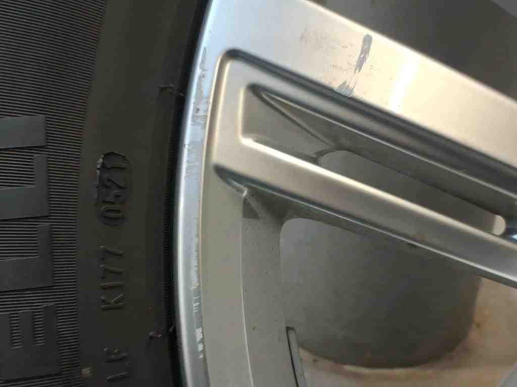 2017 Volkswagen Tiguan   AWD