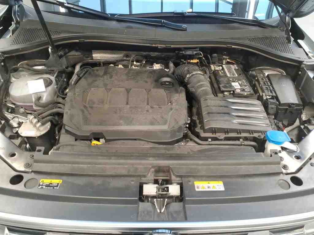 2017 Volkswagen Tiguan   AWD