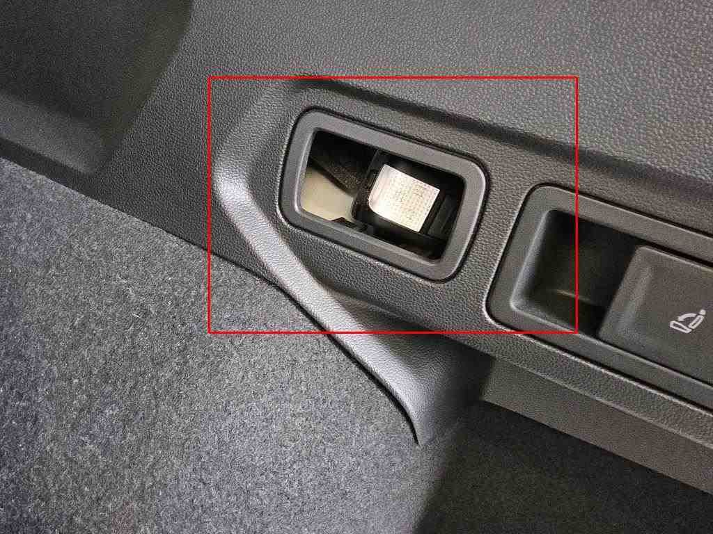 2021 Volkswagen Tiguan   AWD