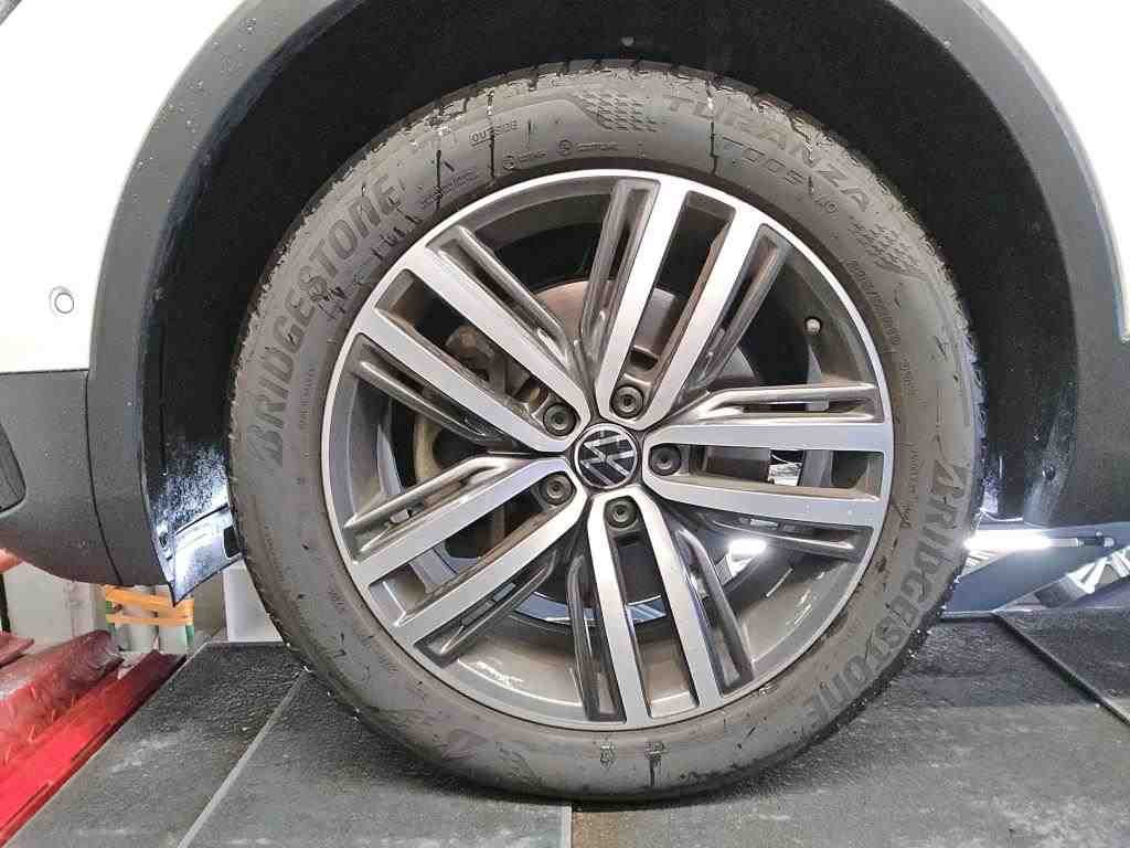 2021 Volkswagen Tiguan   AWD