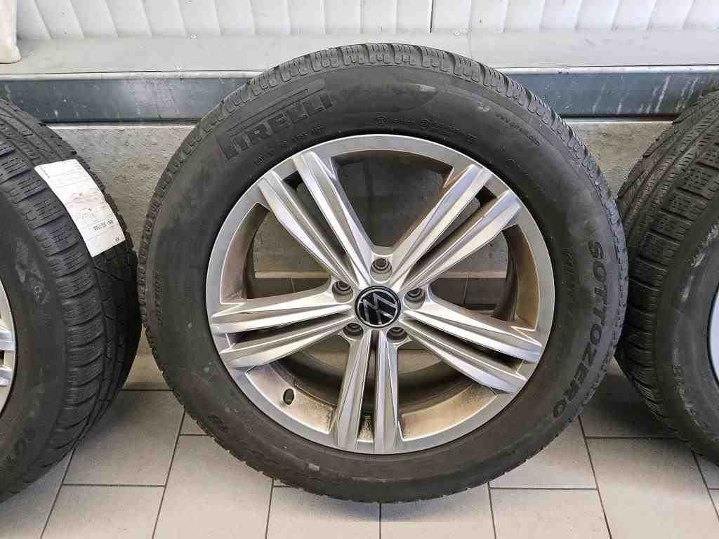 2021 Volkswagen Tiguan   AWD