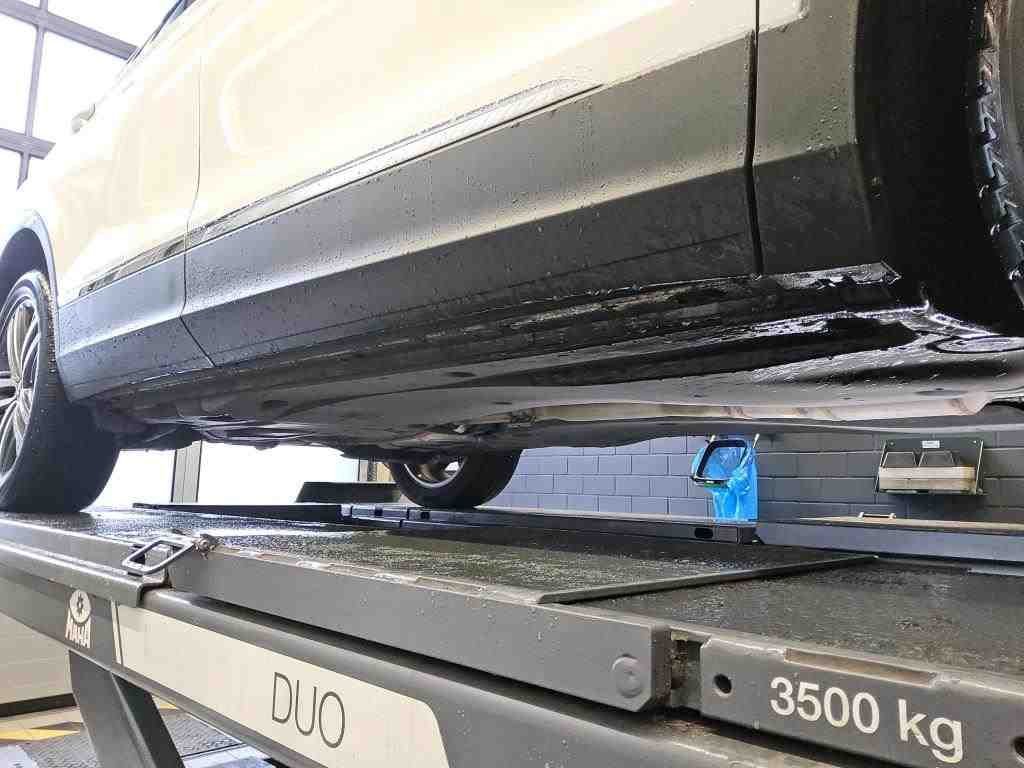 2021 Volkswagen Tiguan   AWD