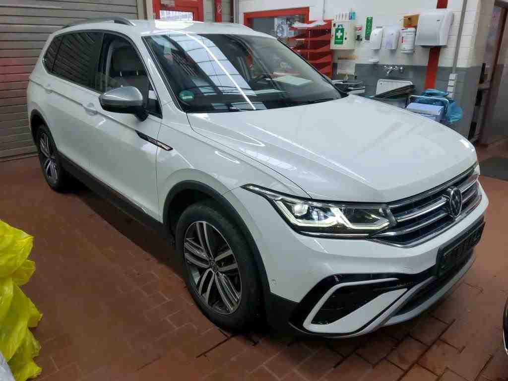 2021 Volkswagen Tiguan   AWD
