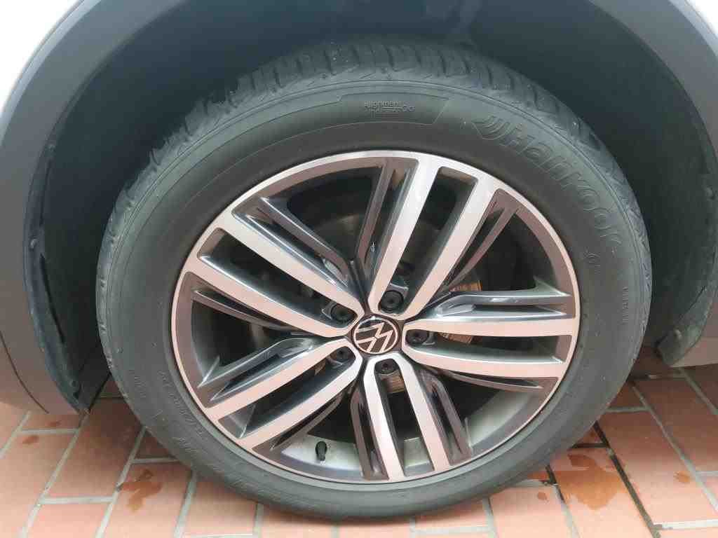 2021 Volkswagen Tiguan   AWD