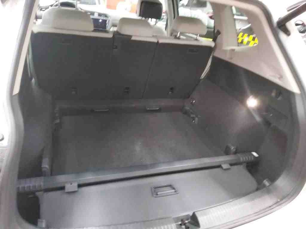 2021 Volkswagen Tiguan   AWD