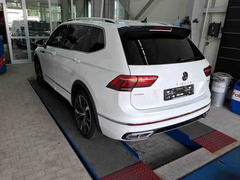2021 Volkswagen Tiguan   AWD