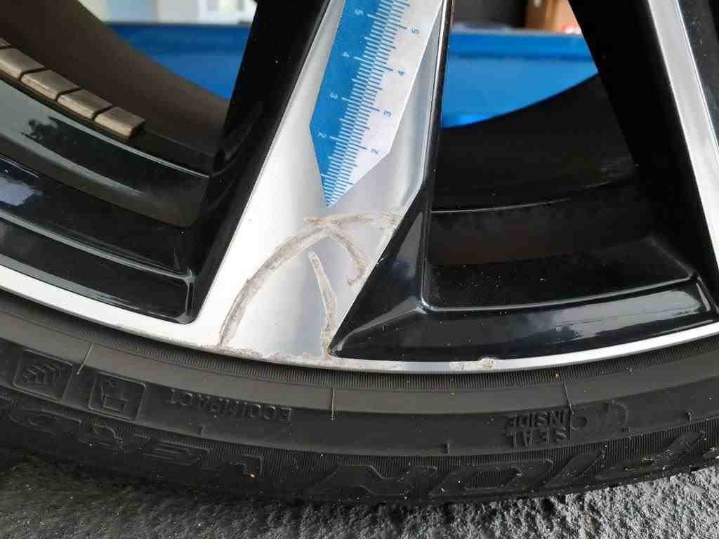 2021 Volkswagen Tiguan   AWD