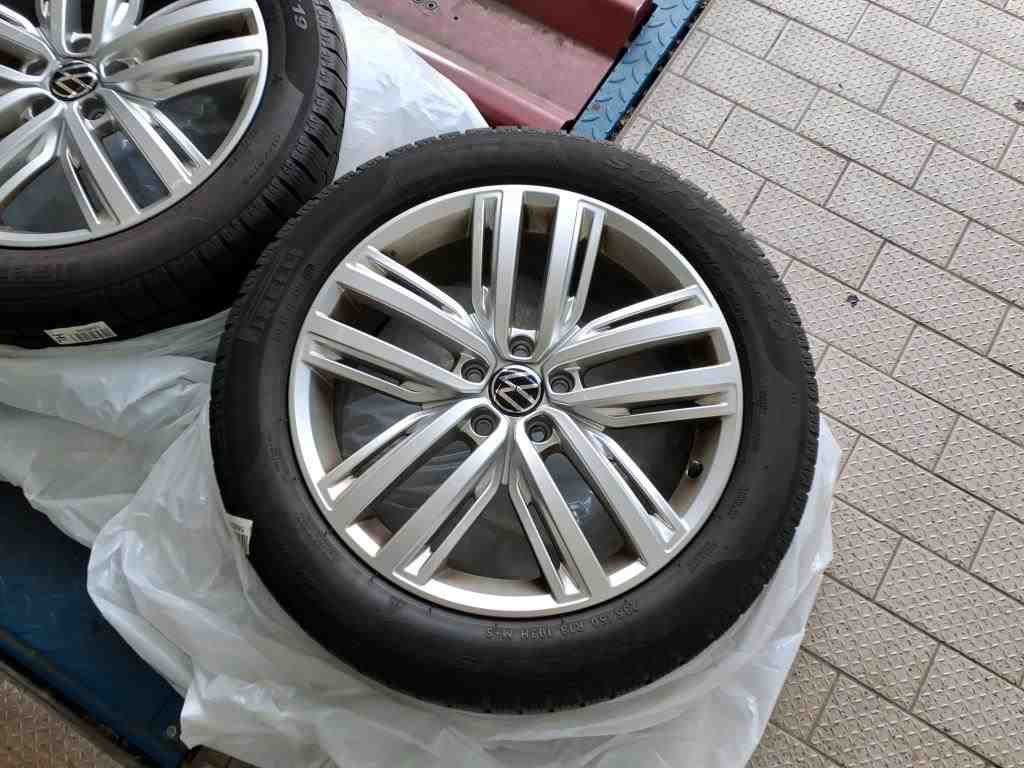 2021 Volkswagen Tiguan   AWD