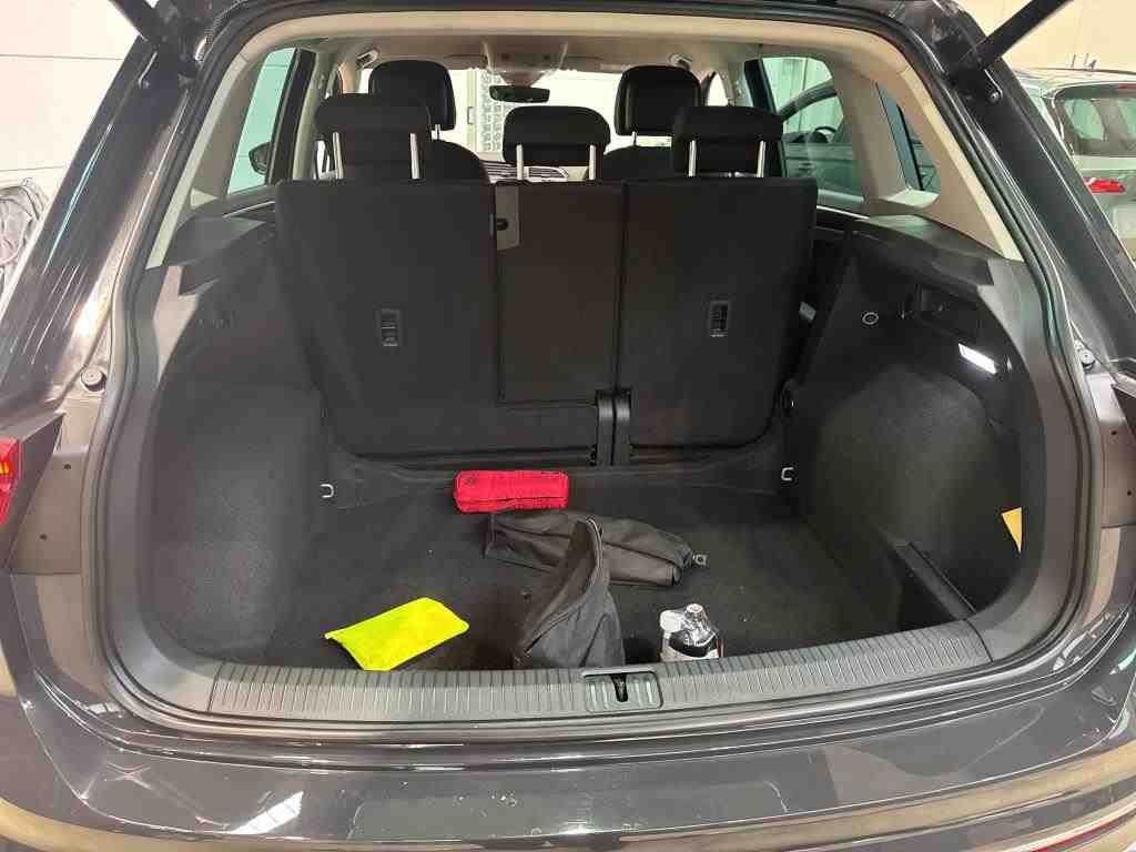 2020 Volkswagen Tiguan   AWD