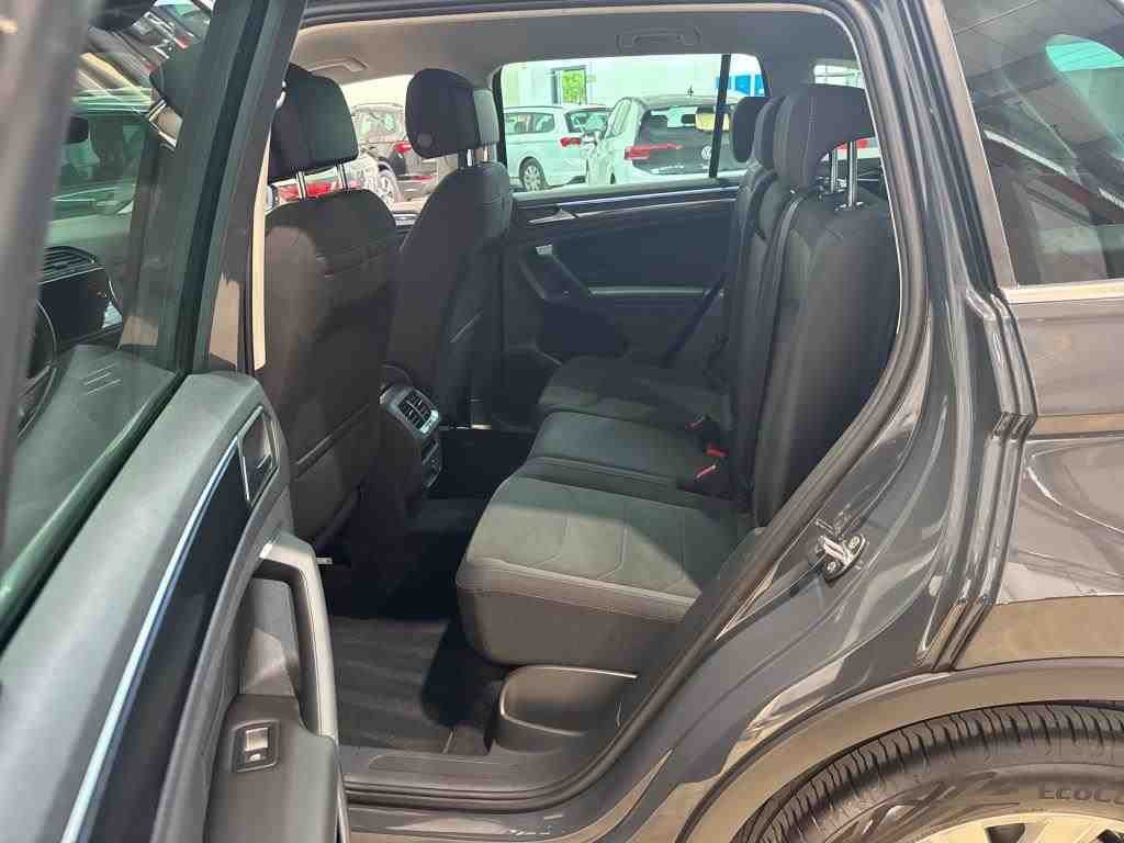 2020 Volkswagen Tiguan   AWD