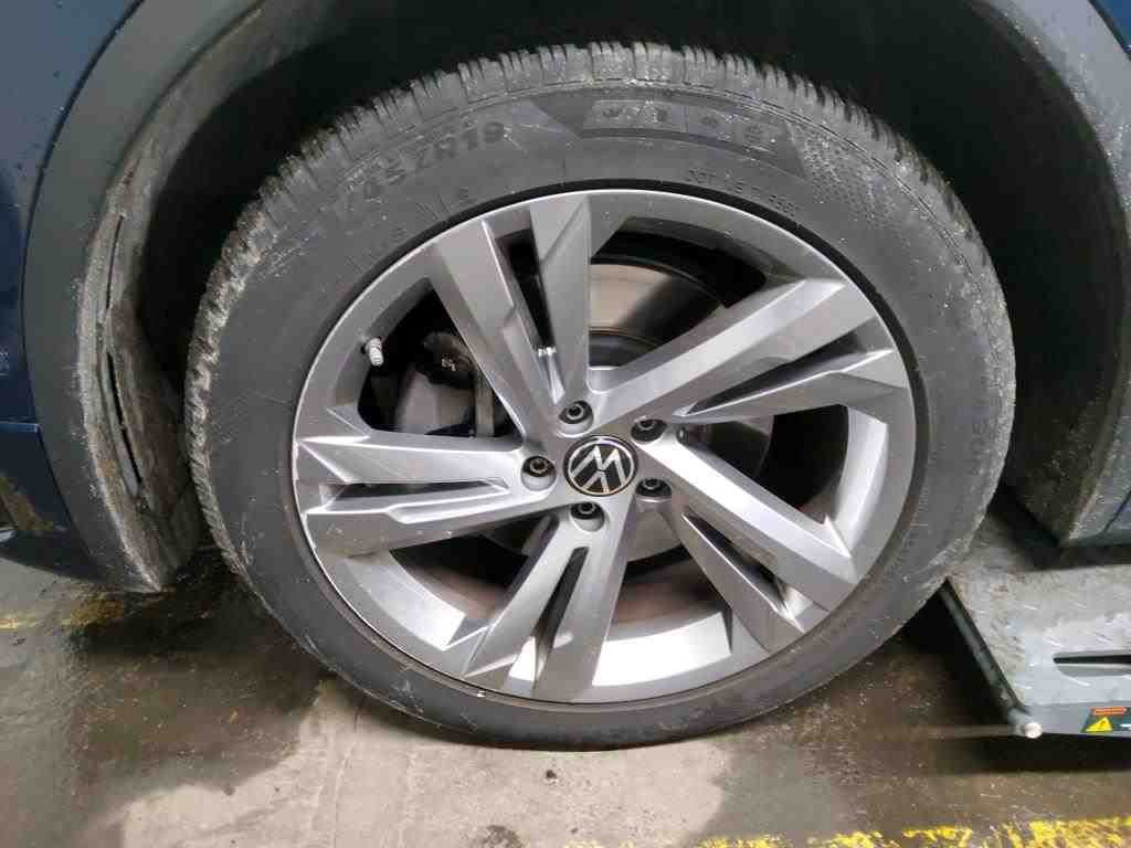 2020 Volkswagen Tiguan   AWD