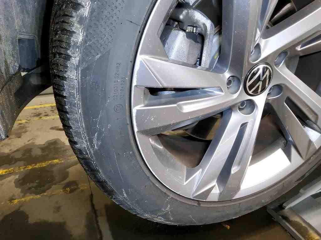 2020 Volkswagen Tiguan   AWD