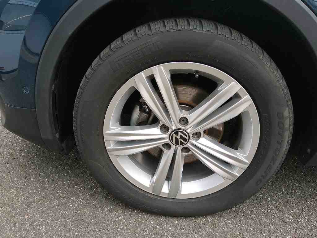 2020 Volkswagen Tiguan   AWD