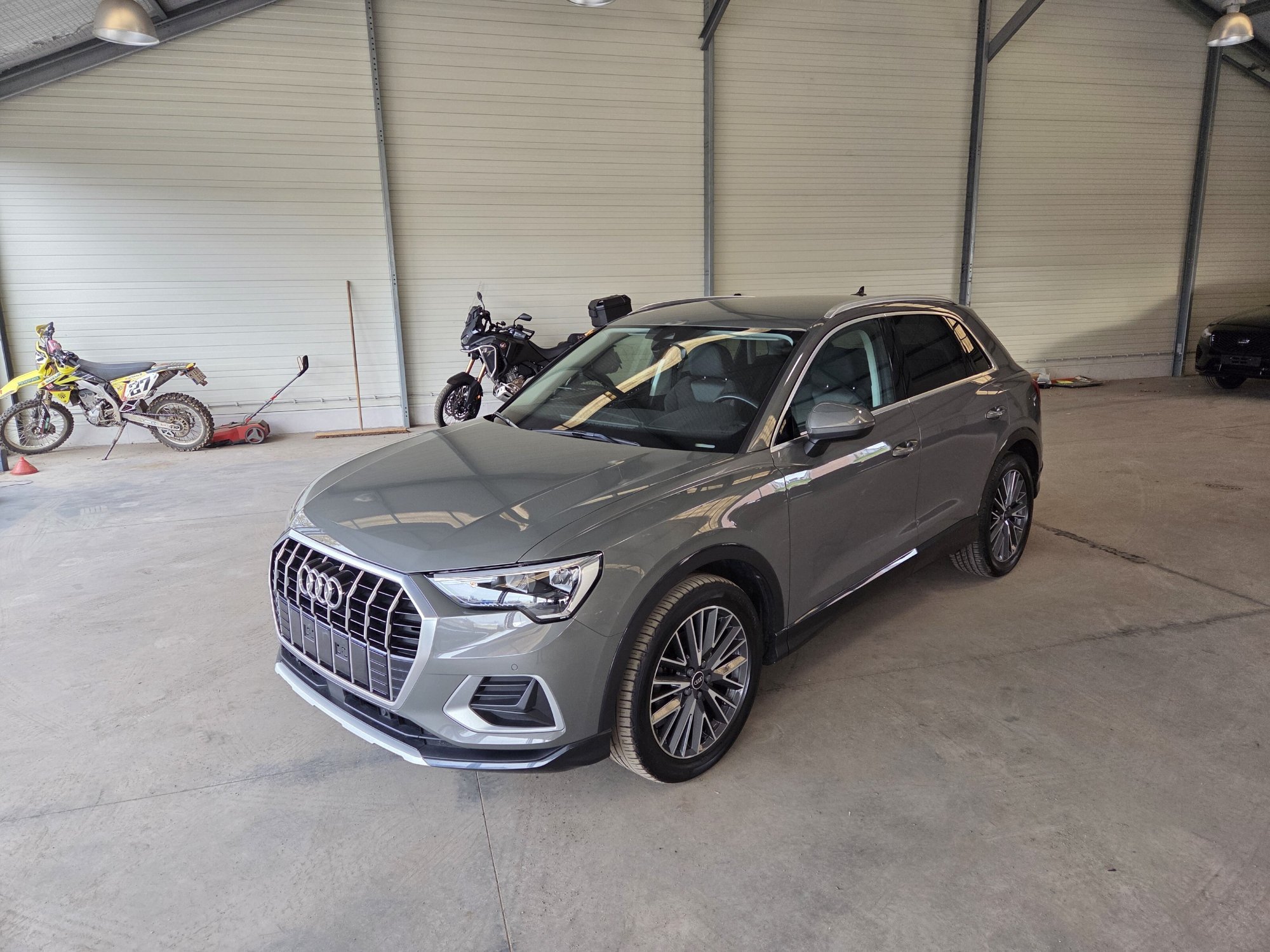 2020 Audi Q3   