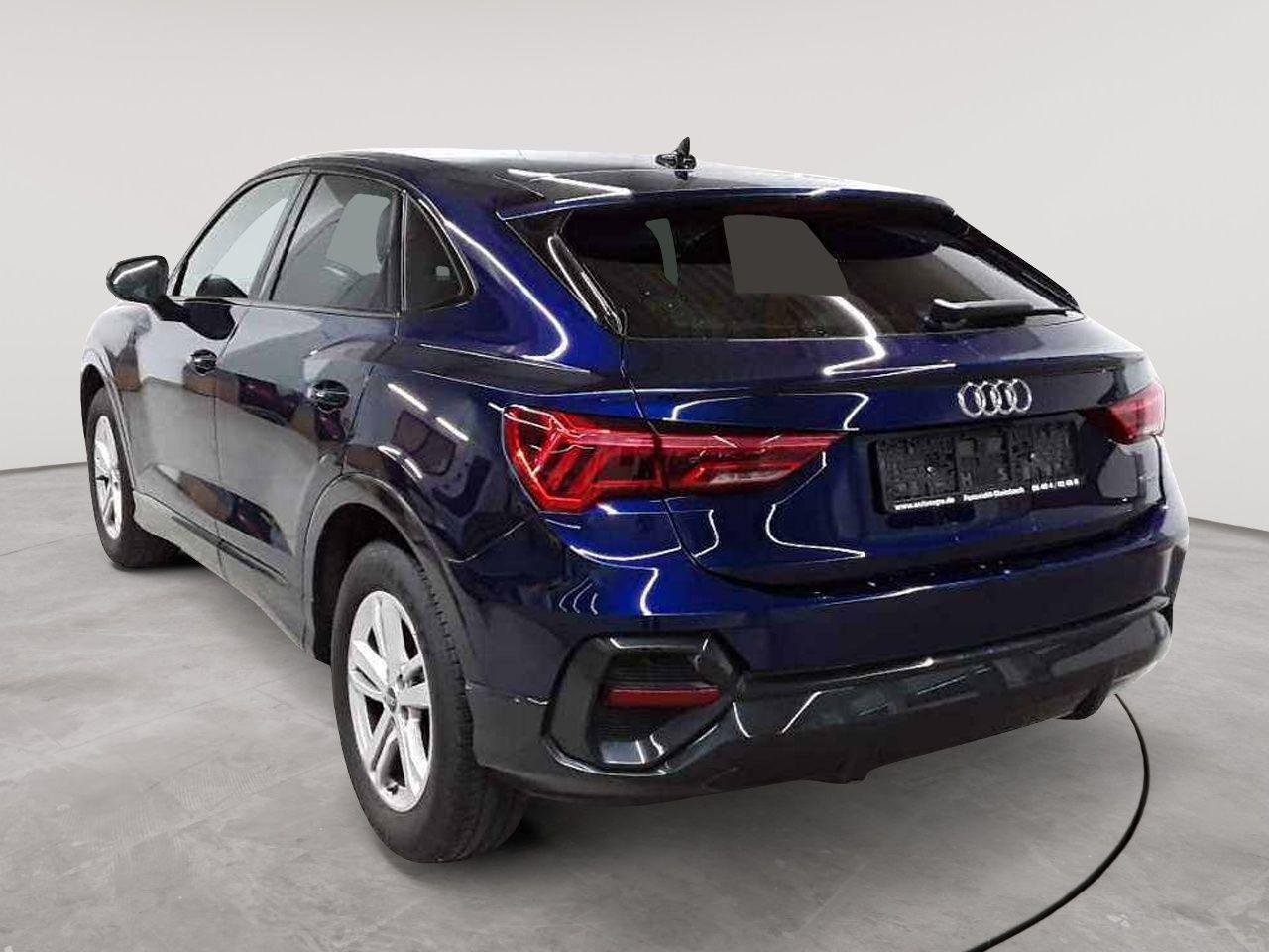 2022 Audi Q3   