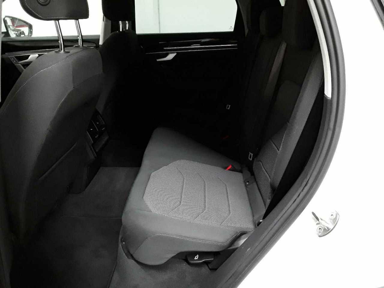 2020 Volkswagen Touareg   