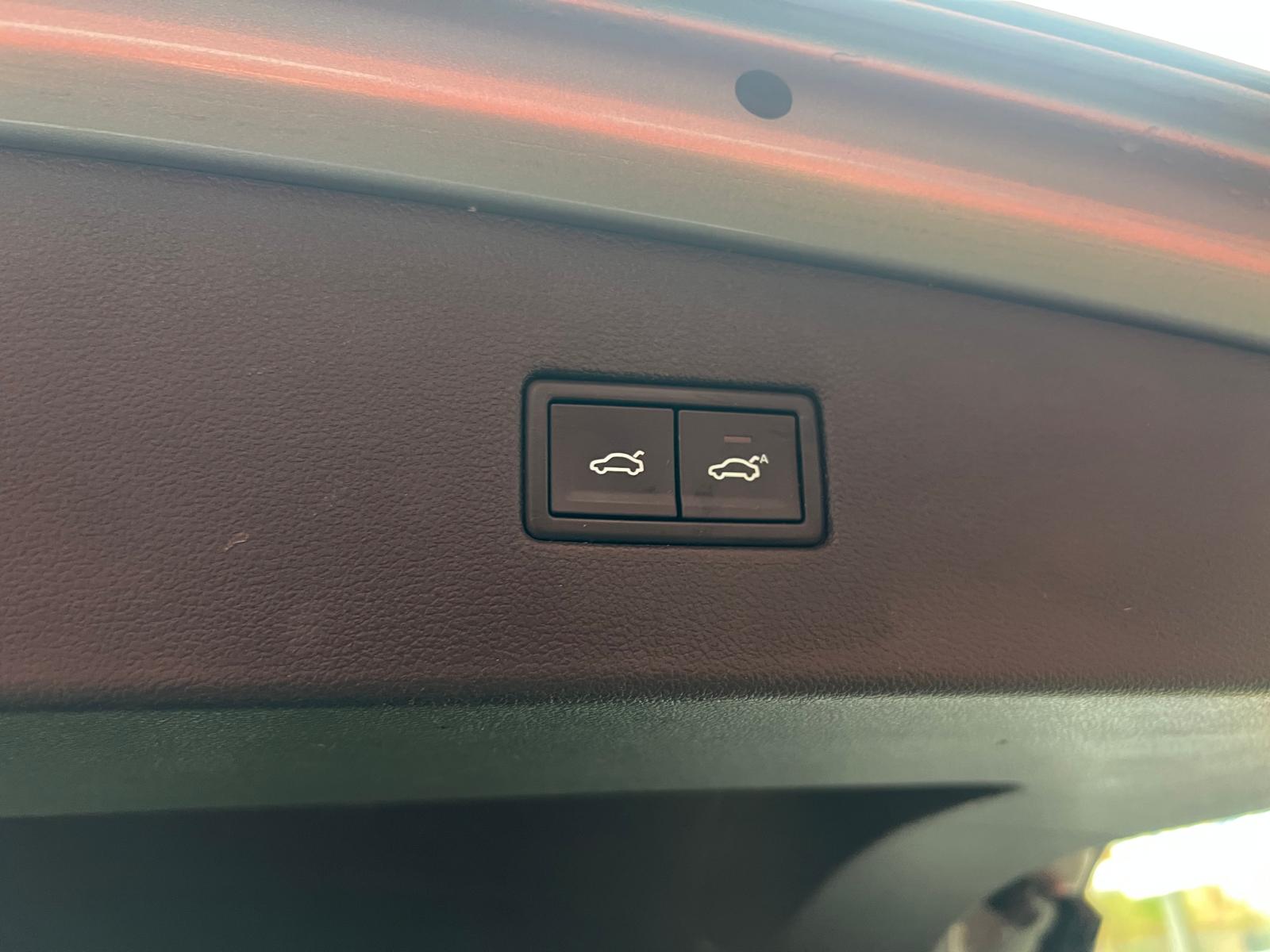 2019 Volkswagen Tiguan   AWD