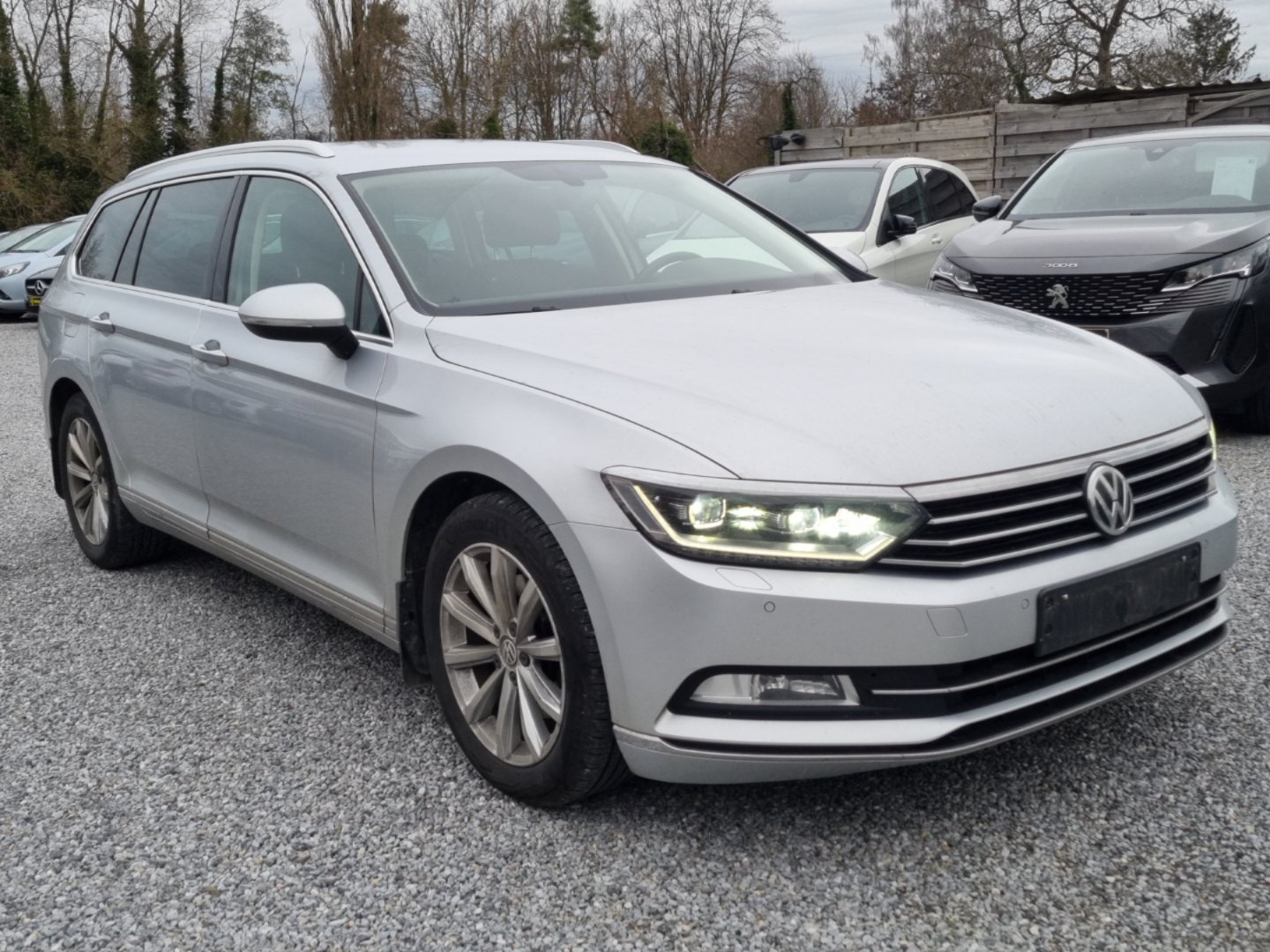 Volkswagen Passat Variant 1.6 TDI Highline - Diesel - Automatic - 120 hp - 134.928 km Highline