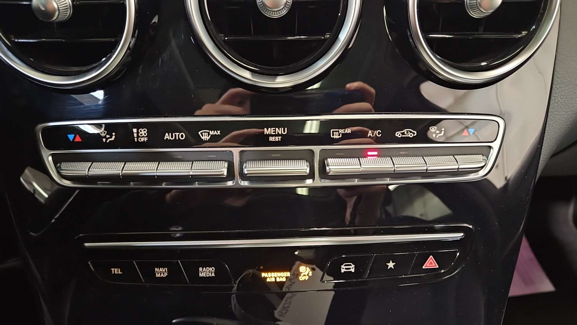 2019 Mercedes-Benz GLC   AWD