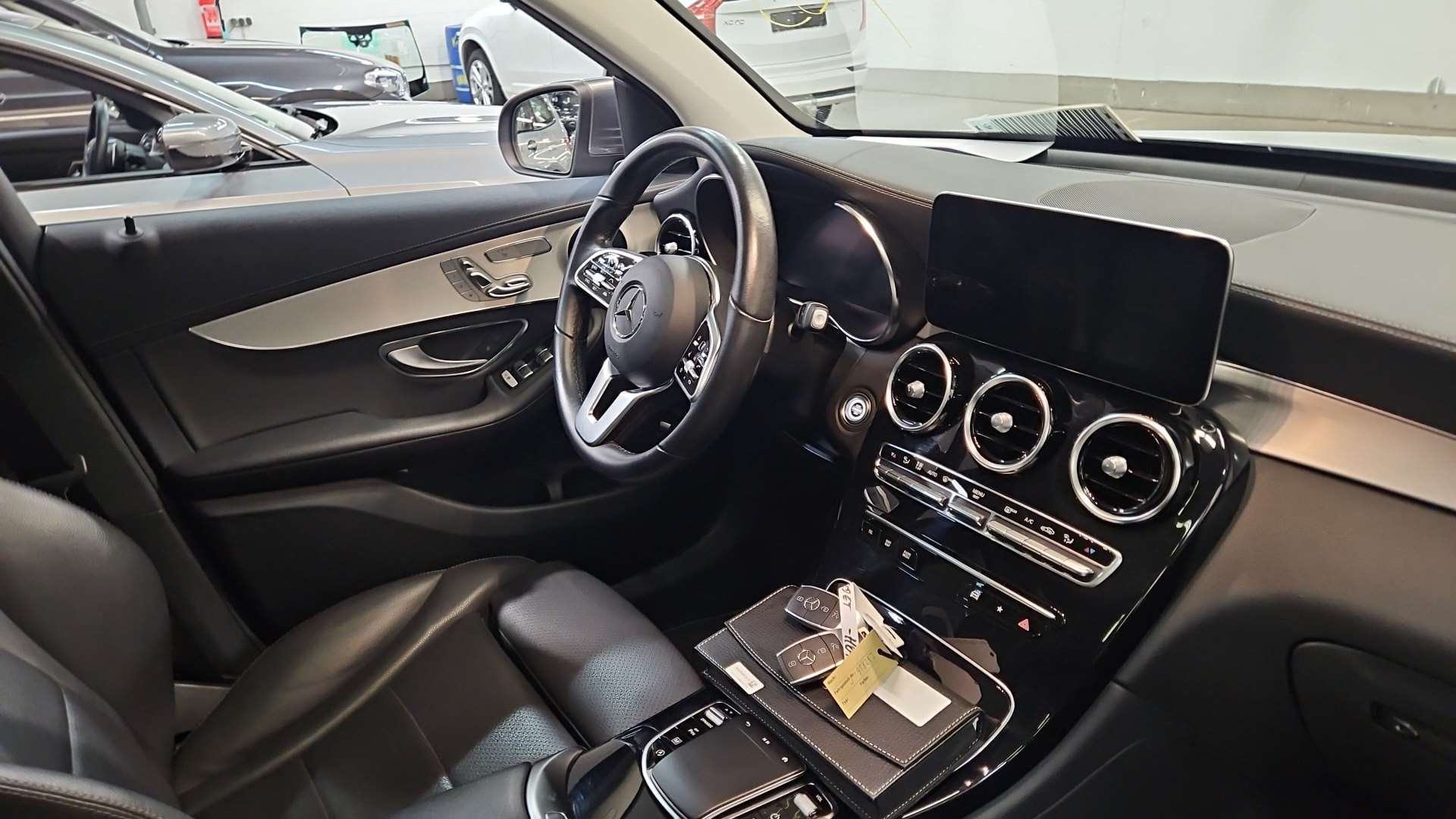 2019 Mercedes-Benz GLC   AWD