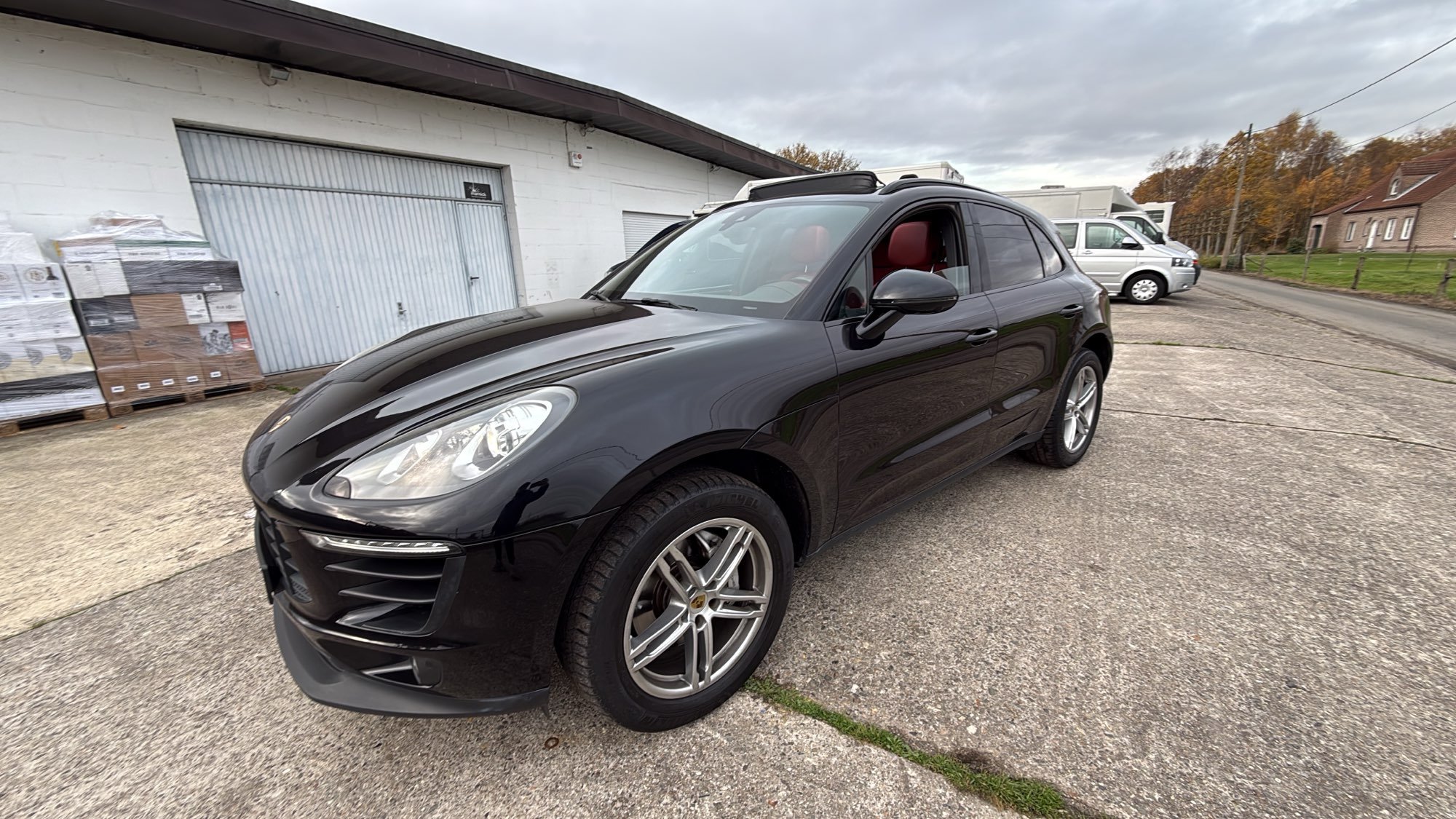 2016 Porsche Macan   
