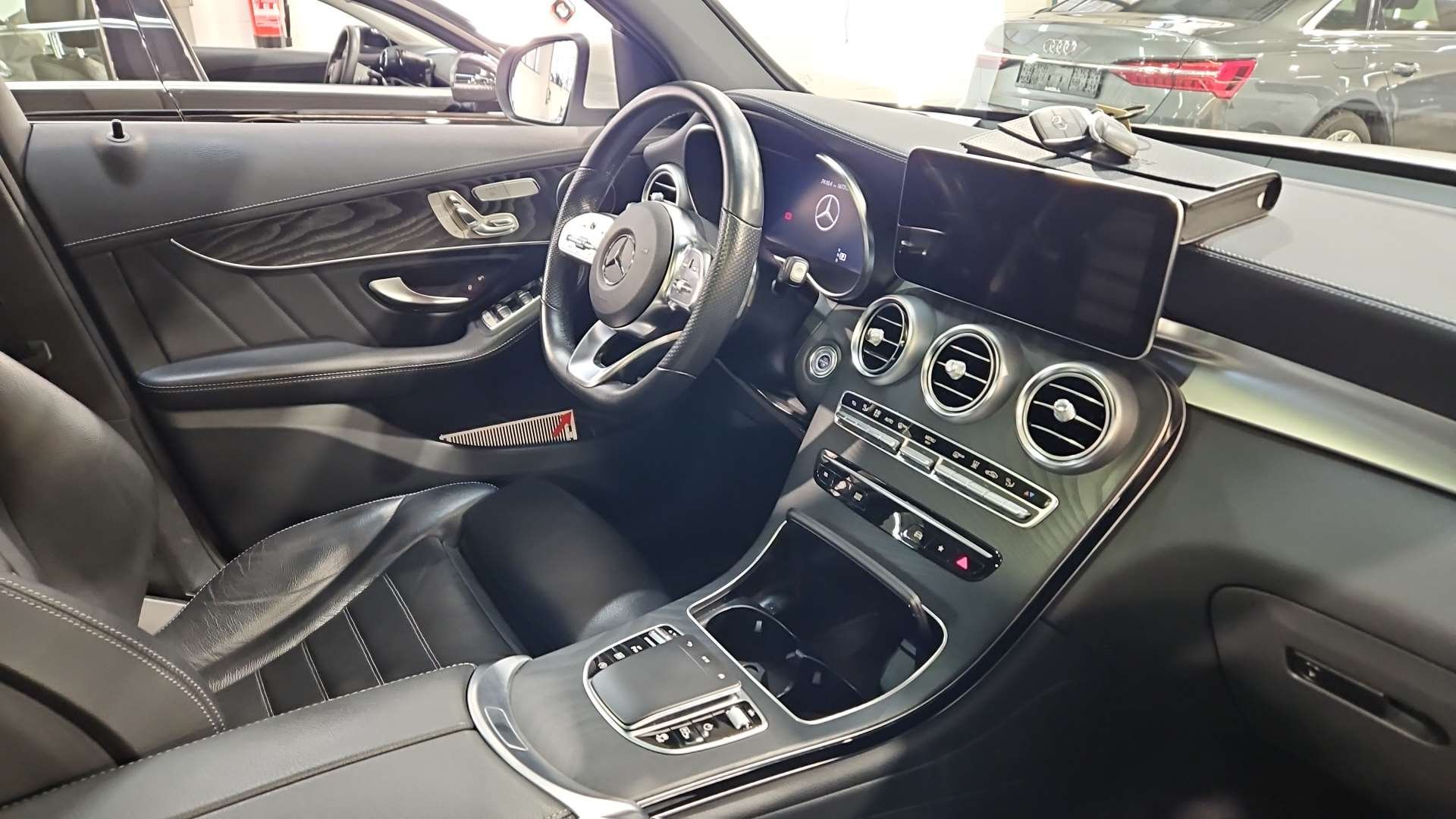 2019 Mercedes-Benz GLC   AWD