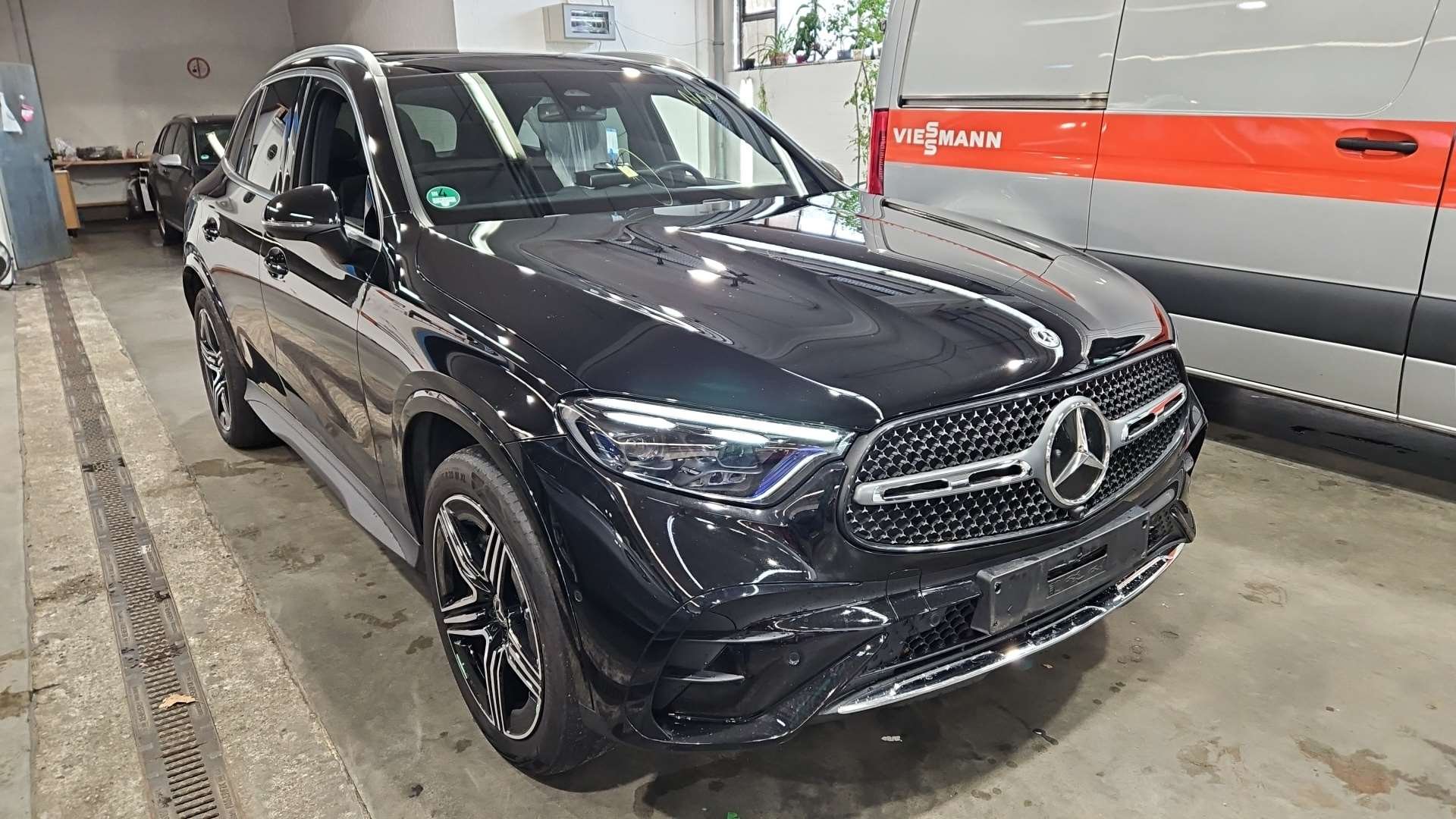 2022 Mercedes-Benz GLC   AWD