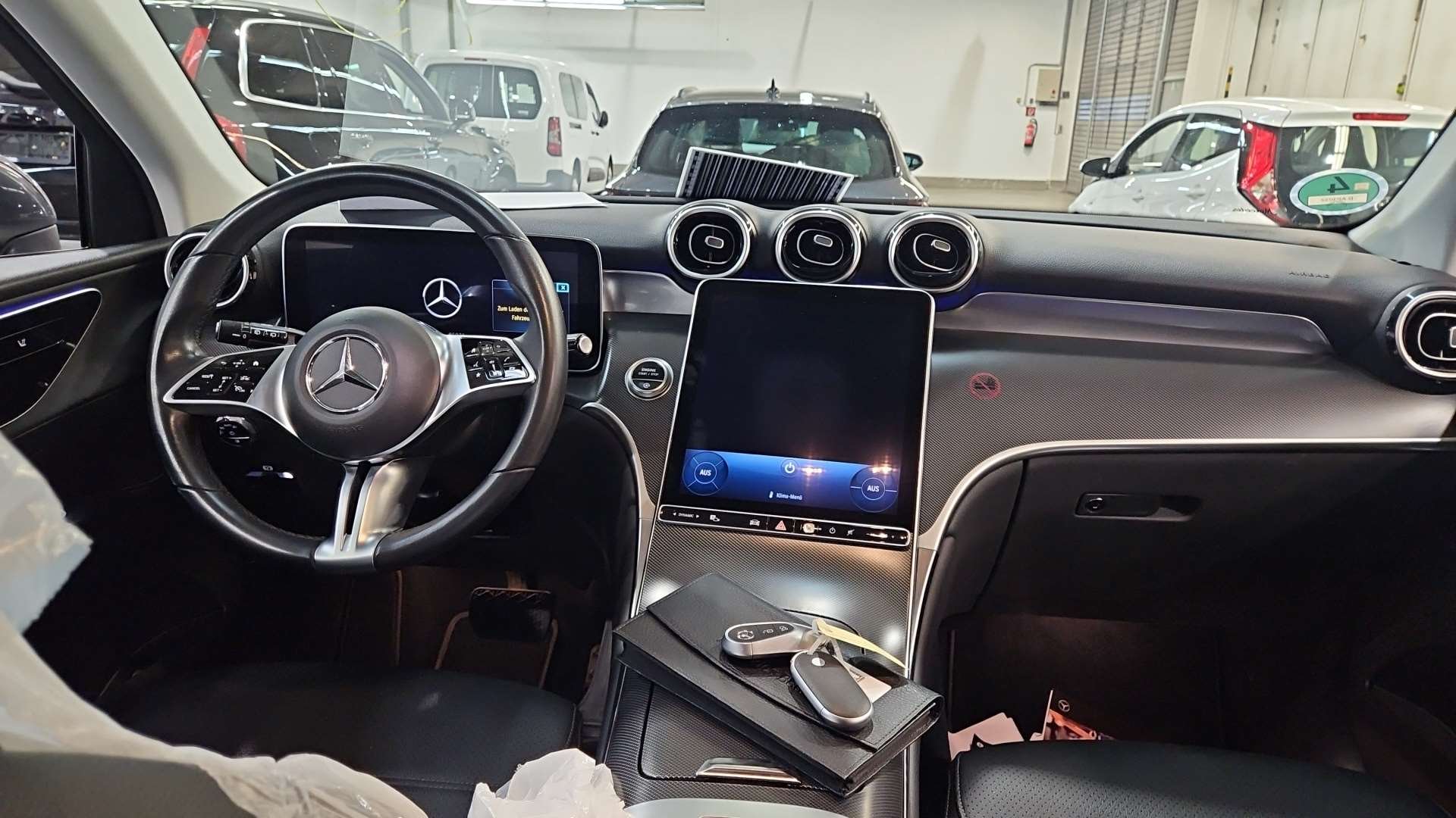 2022 Mercedes-Benz GLC   AWD