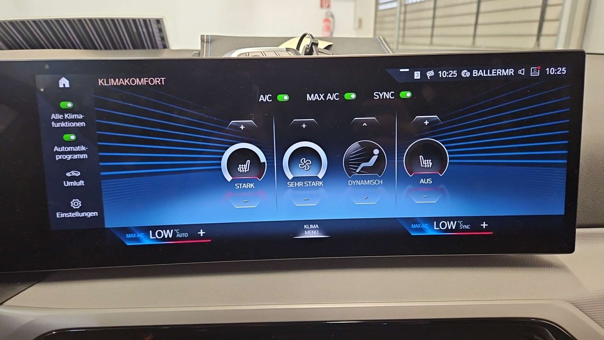 2022 BMW 3 Series   AWD