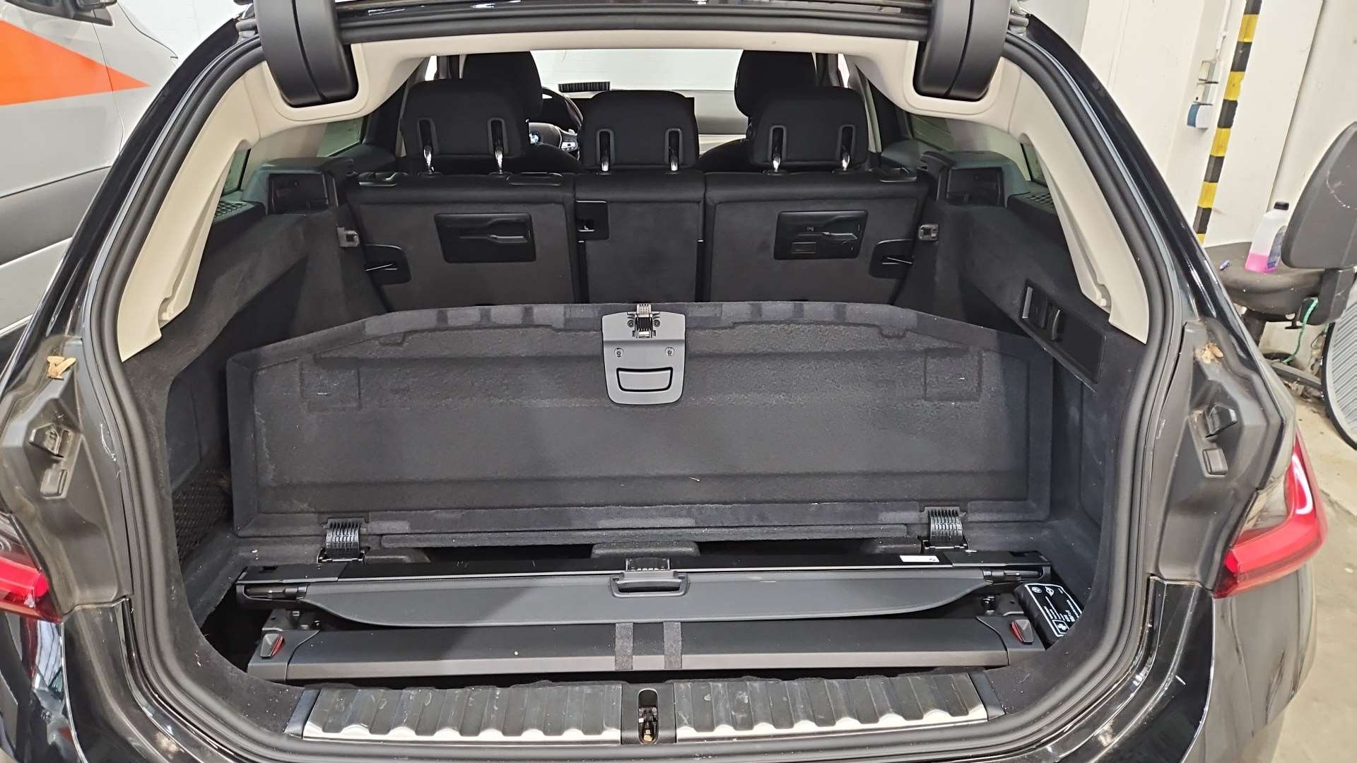 2022 BMW 3 Series   AWD