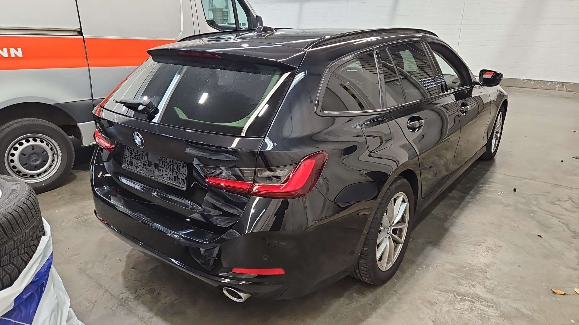 2022 BMW 3 Series   AWD