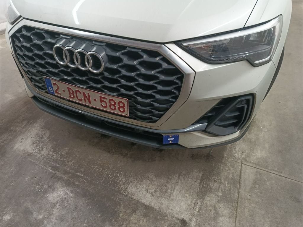 2020 Audi Q3   