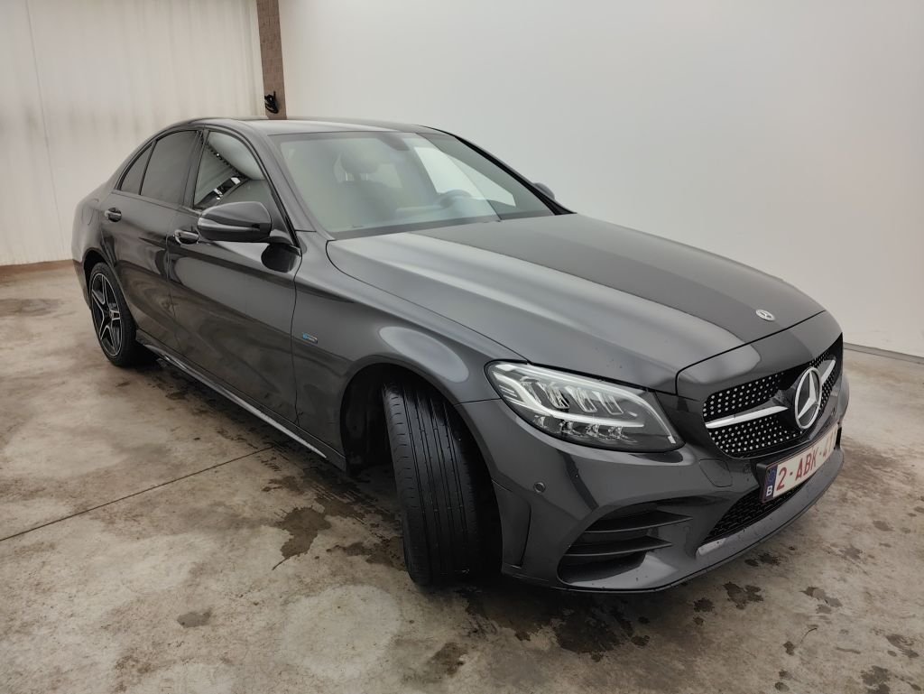 2018 Mercedes-Benz C   