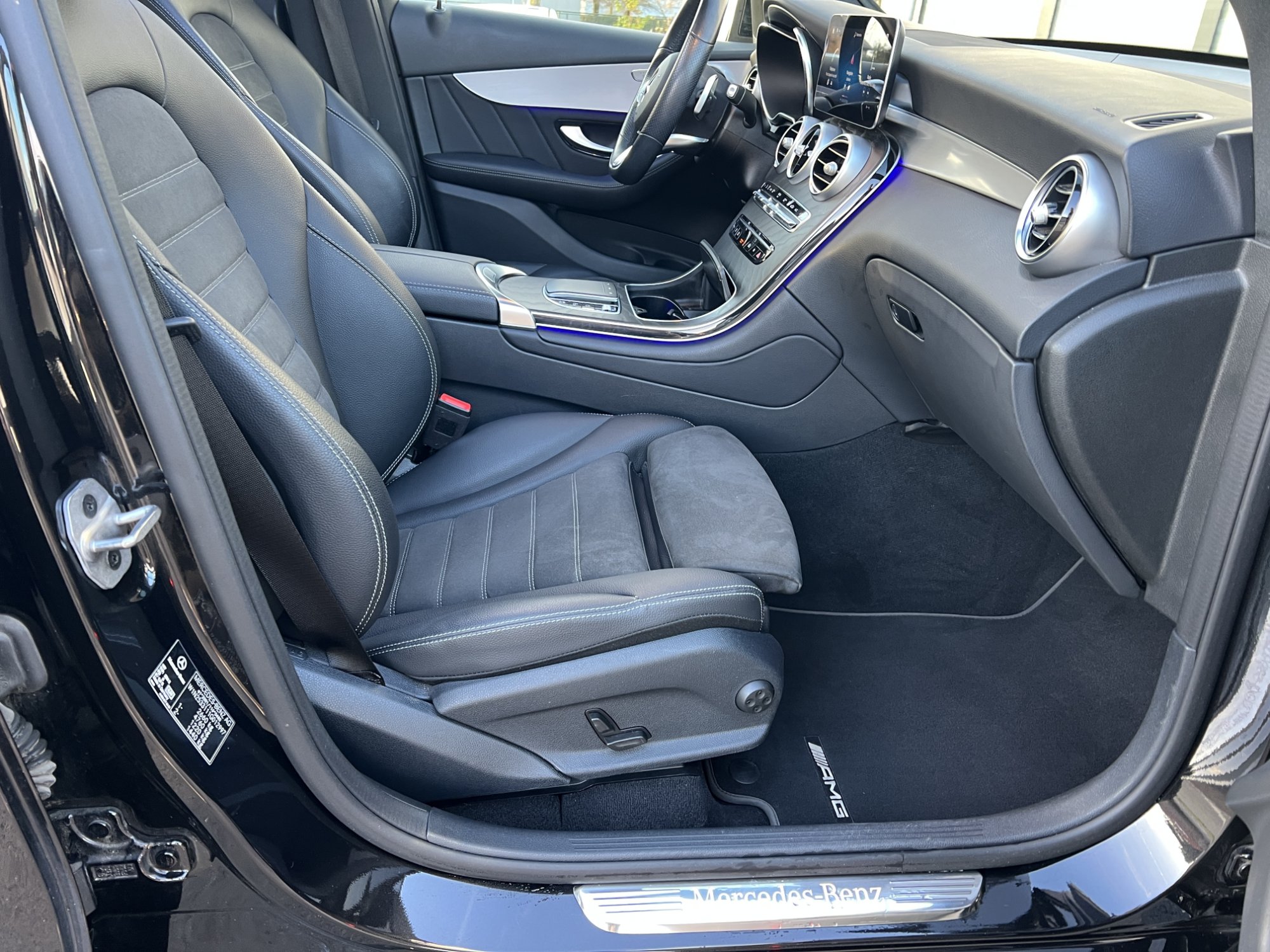 2021 Mercedes-Benz GLC   AWD