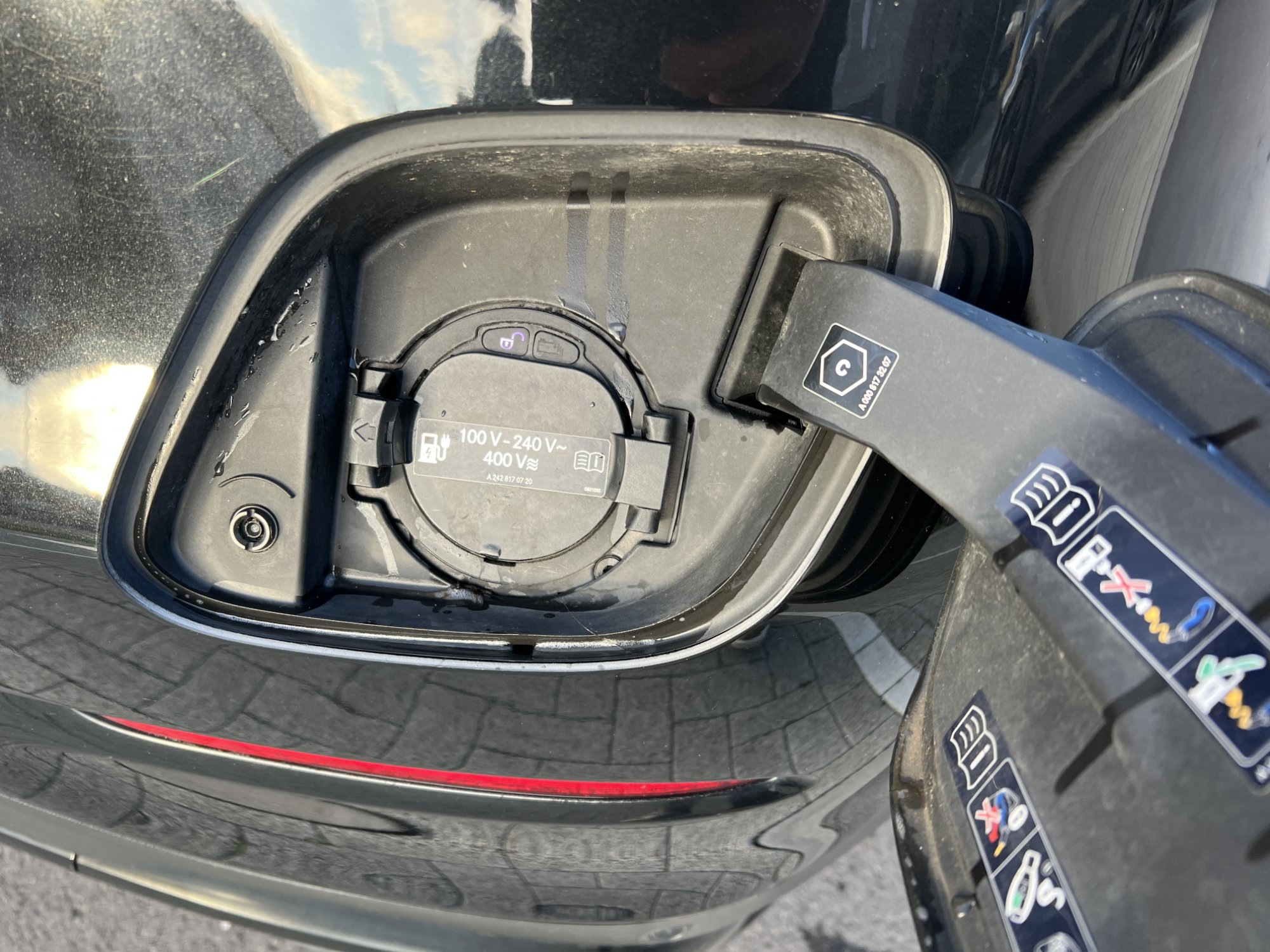 2021 Mercedes-Benz GLC   AWD