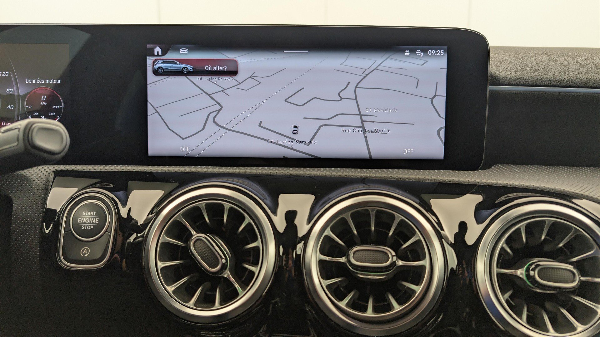 2023 Mercedes-Benz A   