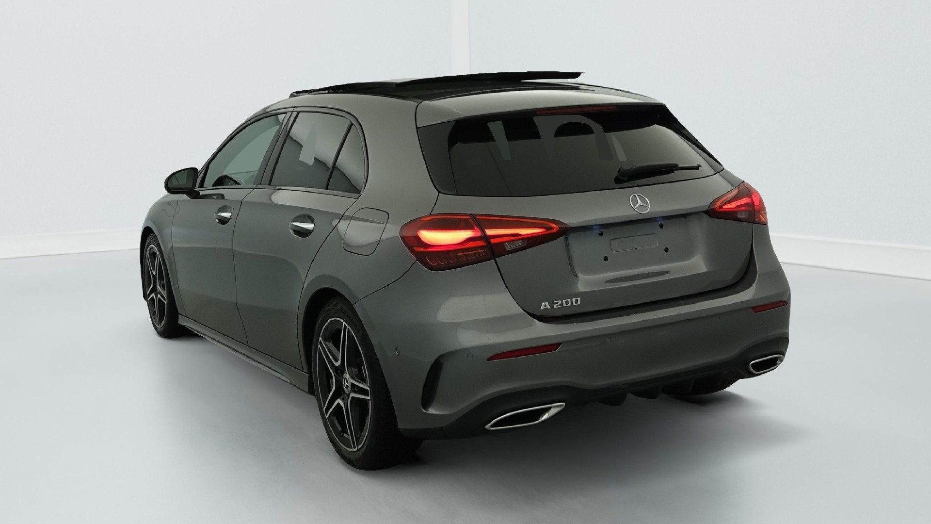 2023 Mercedes-Benz A   