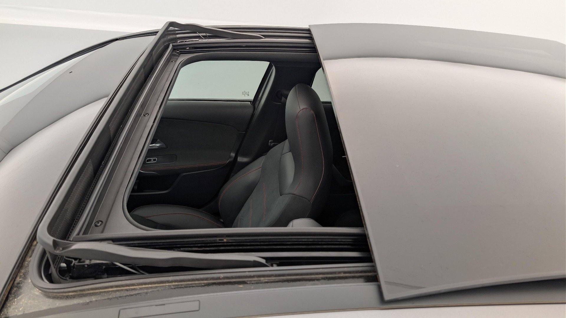 2023 Mercedes-Benz A   